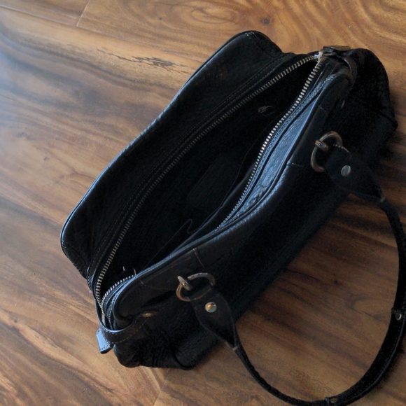 Coach Purse - Picture 3 of 4